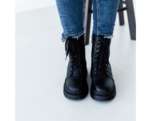 Ботинки женские Fashion Skye 3320 38 размер 24,5 см Черный Ботинки женские Fashion Skye 3320 38 размер 24,5 см Черный