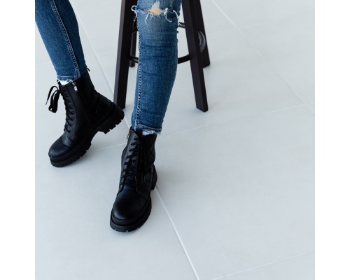 Ботинки женские Fashion Skye 3320 38 размер 24,5 см Черный Ботинки женские Fashion Skye 3320 38 размер 24,5 см Черный