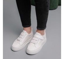 Женские кроссовки Fashion Barbarella 3993 40 размер 25 см Белый