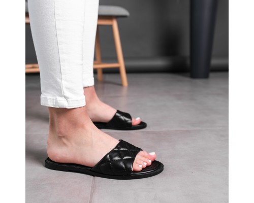Шлепанцы женские Fashion Luna 2858 38 размер 24,5 см Черный Шлепанцы женские Fashion Luna 2858 38 размер 24,5 см Черный