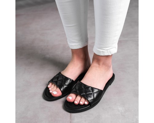 Шлепанцы женские Fashion Luna 2858 39 размер 25 см Черный Шлепанцы женские Fashion Luna 2858 39 размер 25 см Черный
