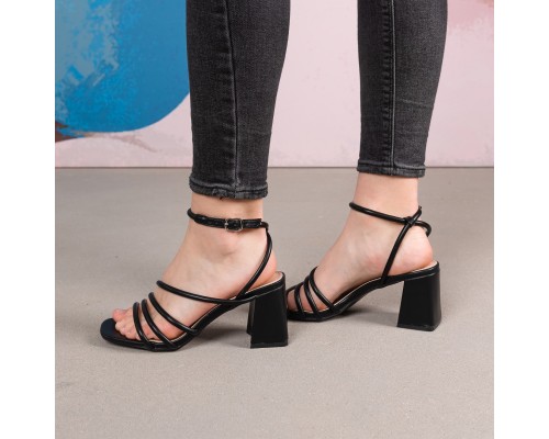Женские босоножки Fashion Guild 3977 40 размер 25,5 см Черный Женские босоножки Fashion Guild 3977 40 размер 25,5 см Черный