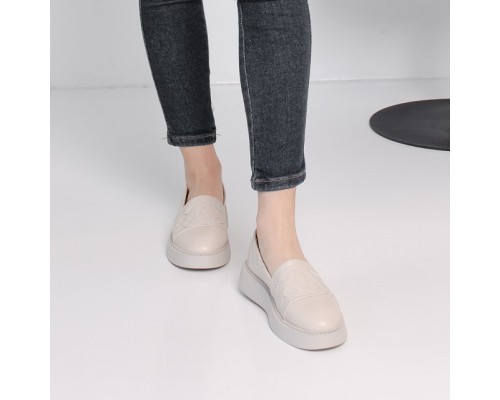 Лоферы женские Fashion Camilla 3895 36 размер 23,5 см Бежевый Лоферы женские Fashion Camilla 3895 36 размер 23,5 см Бежевый