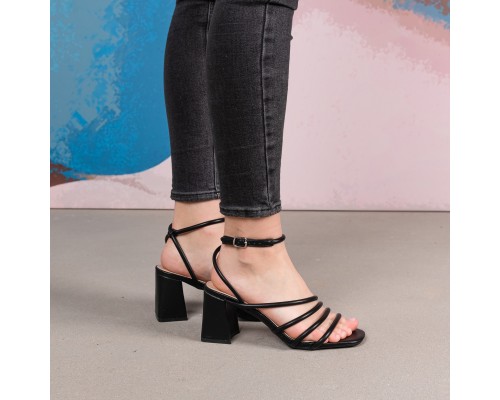 Женские босоножки Fashion Guild 3977 40 размер 25,5 см Черный Женские босоножки Fashion Guild 3977 40 размер 25,5 см Черный