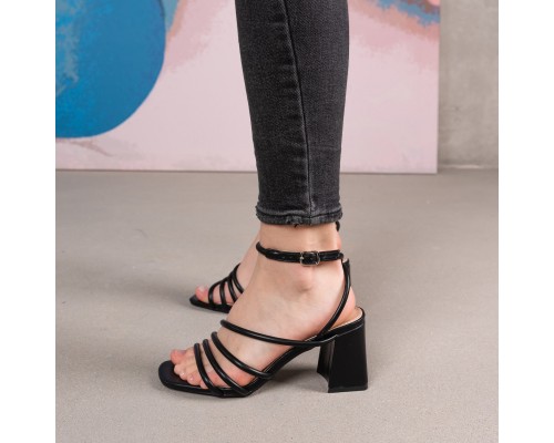 Женские босоножки Fashion Guild 3977 40 размер 25,5 см Черный Женские босоножки Fashion Guild 3977 40 размер 25,5 см Черный