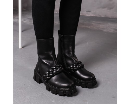 Ботинки женские зимние Fashion Celeste 3398 38 размер 24,5 см Черный Ботинки женские зимние Fashion Celeste 3398 38 размер 24,5 см Черный