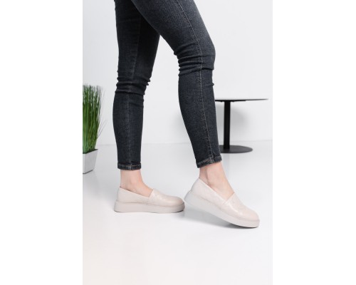 Лоферы женские Fashion Camilla 3895 36 размер 23,5 см Бежевый Лоферы женские Fashion Camilla 3895 36 размер 23,5 см Бежевый