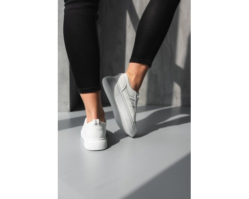 Кроссовки женские Fashion Gracie 3740 38 размер 24 см Белый Кроссовки женские Fashion Gracie 3740 38 размер 24 см Белый