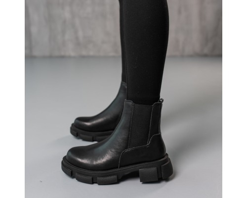 Ботинки женские Fashion Trauma 3800 38 размер 24,5 см Черный Ботинки женские Fashion Trauma 3800 38 размер 24,5 см Черный