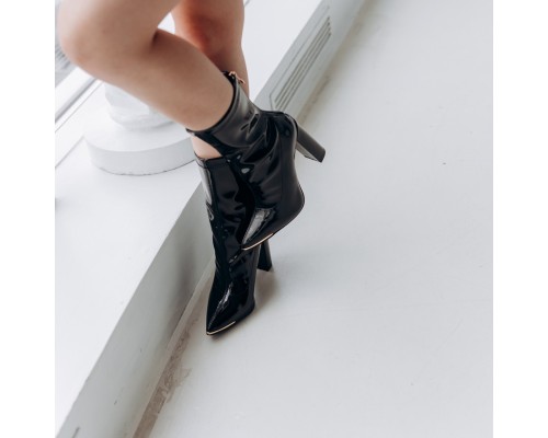 Сапоги женские Fashion Willow 3306 39 размер 25 см Черный Сапоги женские Fashion Willow 3306 39 размер 25 см Черный