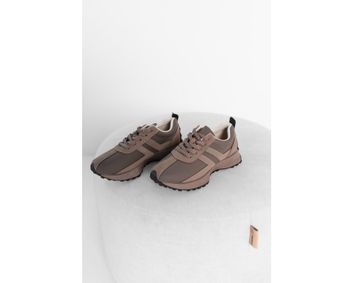 Кроссовки женские Fashion Charlize 3903 37 размер 23,5 см Коричневый Кроссовки женские Fashion Charlize 3903 37 размер 23,5 см Коричневый