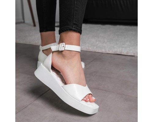 Женские босоножки Fashion Charlie 3613 37 размер 24 см Белый Женские босоножки Fashion Charlie 3613 37 размер 24 см Белый