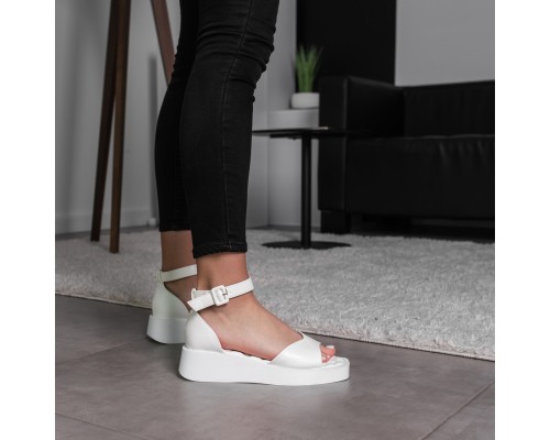 Женские босоножки Fashion Charlie 3613 37 размер 24 см Белый Женские босоножки Fashion Charlie 3613 37 размер 24 см Белый