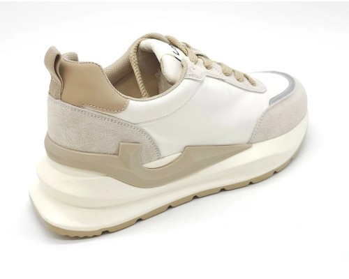 Женские кроссовки Fashion Lonza 4007 37 размер 23,5 см Молочный Женские кроссовки Fashion Lonza 4007 37 размер 23,5 см Молочный