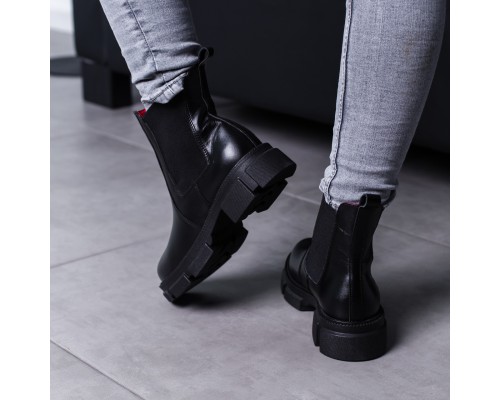 Ботинки женские Fashion Trotter 3447 39 размер 25 см Черный Ботинки женские Fashion Trotter 3447 39 размер 25 см Черный
