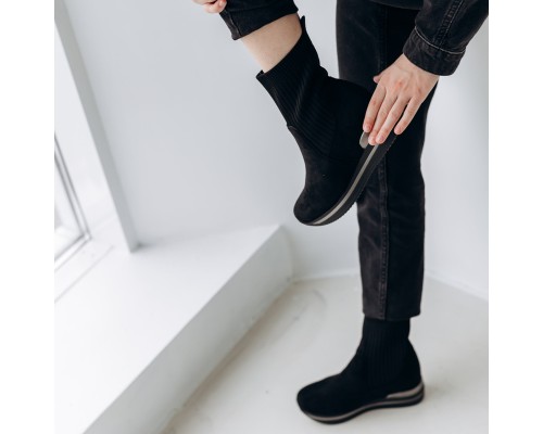 Ботинки женские Fashion Windy 3301 38 размер 24,5 см Черный Ботинки женские Fashion Windy 3301 38 размер 24,5 см Черный