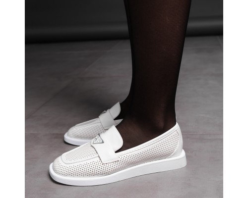 Лоферы женские Fashion Aretha 3578 40 размер 25,5 см Бежевый Лоферы женские Fashion Aretha 3578 40 размер 25,5 см Бежевый